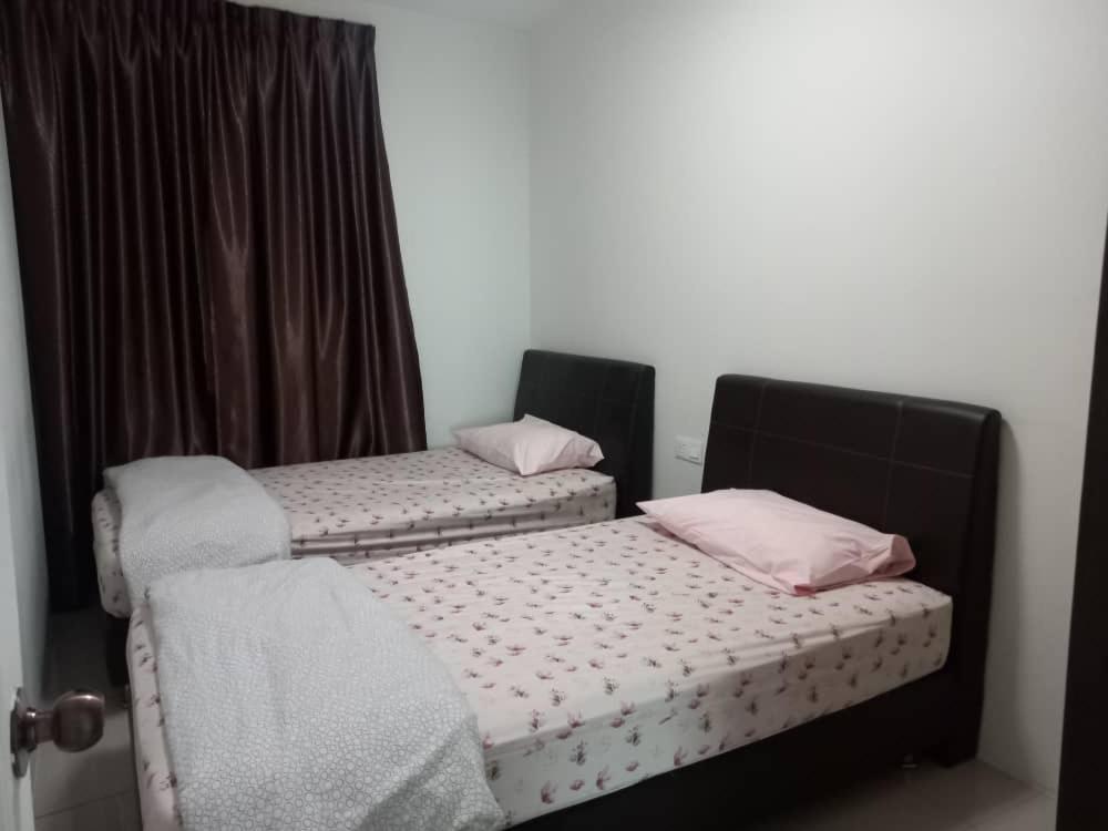 K. Riverfront Apartment Іпох Екстер'єр фото