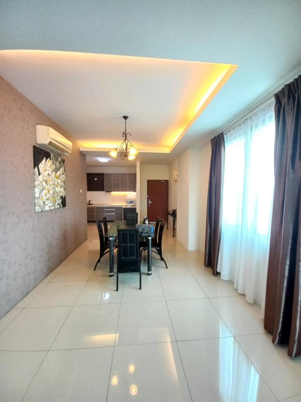 K. Riverfront Apartment Іпох Екстер'єр фото