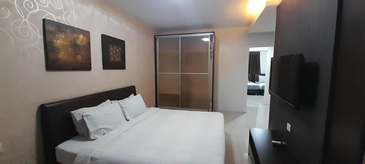 K. Riverfront Apartment Іпох Екстер'єр фото